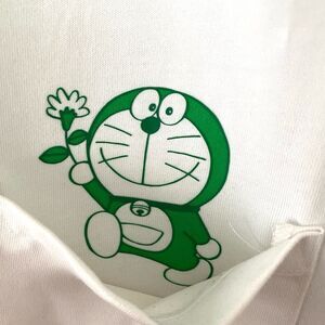 Rare Uniqlo x Doraemon White Graphic Tee XL Green Print Japanese Anime